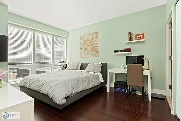 Rented by Metropolitan Property Group | media 14