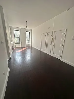 Rented by Oxford Property Group | media 1