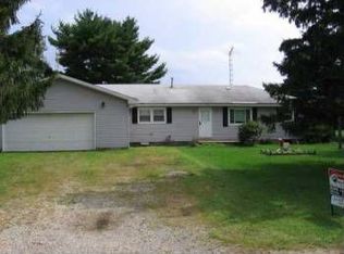 56360 Sage Rd, New Carlisle, IN 46552