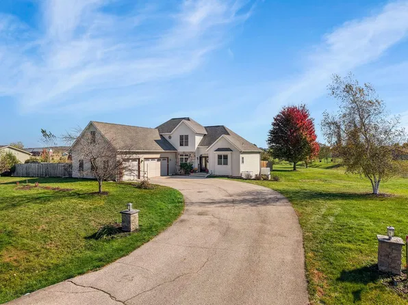 N8776 Hannah Rd, Belleville, WI 53508