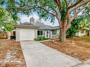 1708 Fox Run Dr, Tarpon Springs, FL 34689