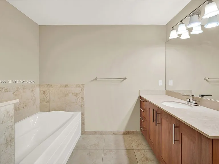 1300 Ponce De Leon Blvd #703 — Photo 41