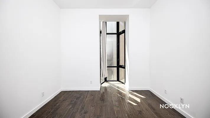 Rented by Nooklyn NYC LLC | media 14
