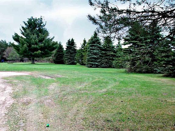 5th image of 104 Green Acres Dr