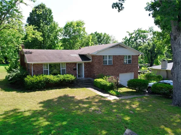 501 NW 9th St, Bentonville, AR 72712
