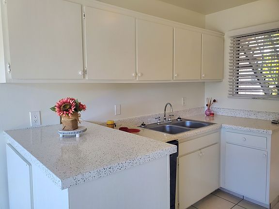 4th image of 6708 Los Verdes Dr APT 9