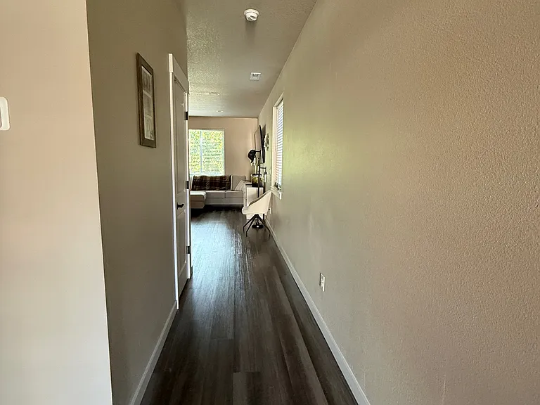 7321 S 13th St — Photo 15