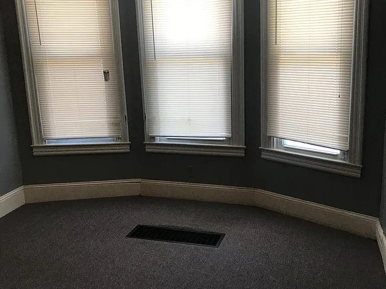 2 S Bradford St #A — Photo 16