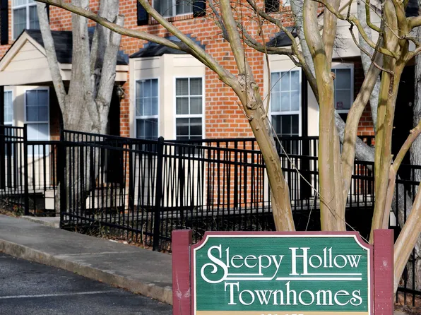 147 Sleepy Creek Dr, Athens, GA 30606