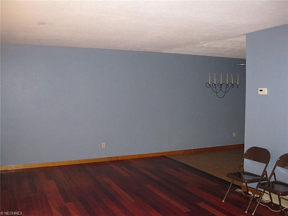 4th image of 10739 Tiffany Ln