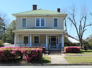 629 Nicholls St, Waycross, GA 31503