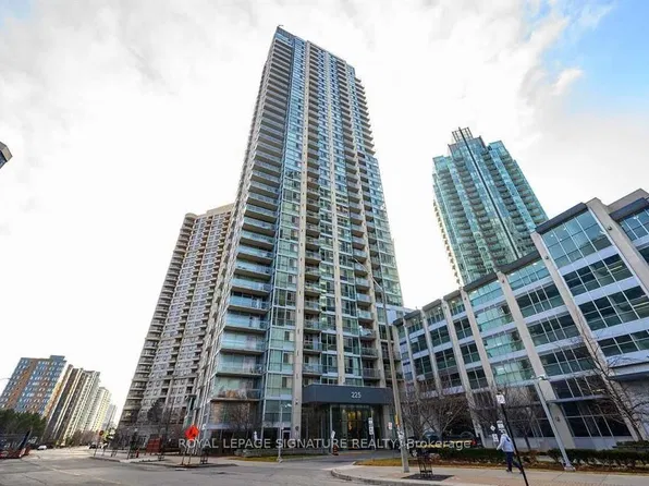 225 Webb Dr, Mississauga, ON
