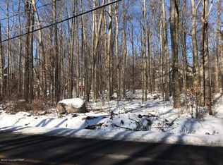 5120 Woodland Ave, Pocono Pines, PA