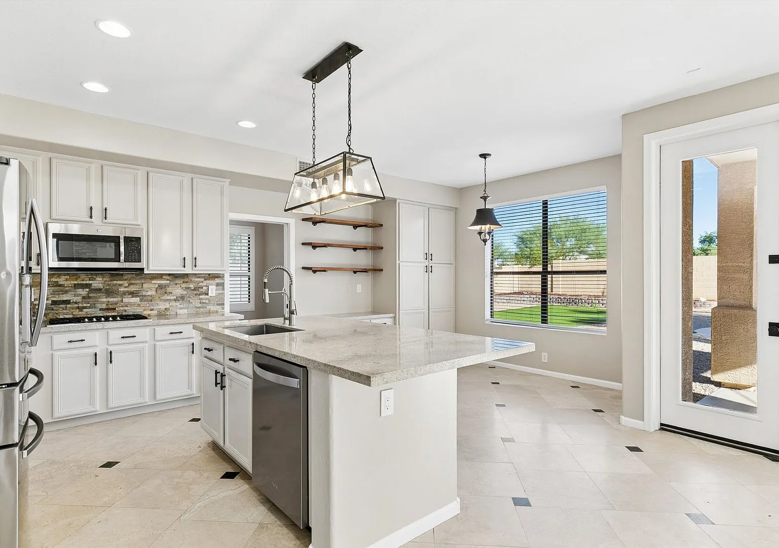 Completely updated with a POOL spacious Tatum Ridge home with 4 Bedrooms, 3 bathroom plus an offi... — Photo 2