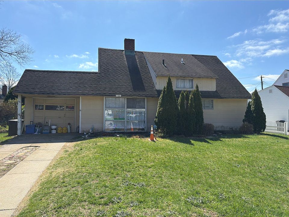 1st image of 161 Duck Pond Dr N