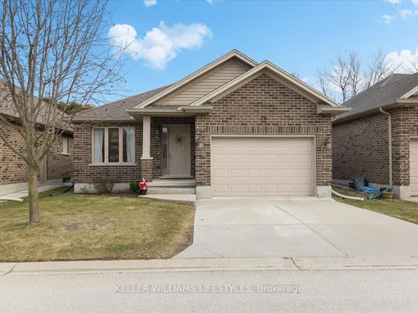 295 Mogg St #26, Strathroy Caradoc, ON N7G 0C6