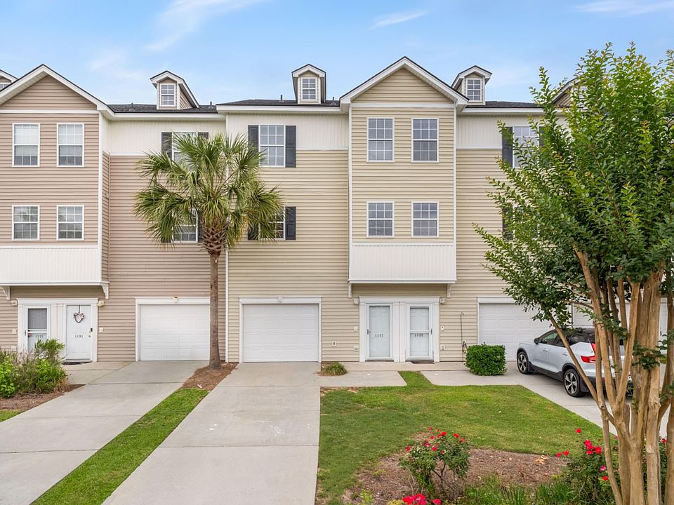 1st image of 4492 Great Oak Dr #1