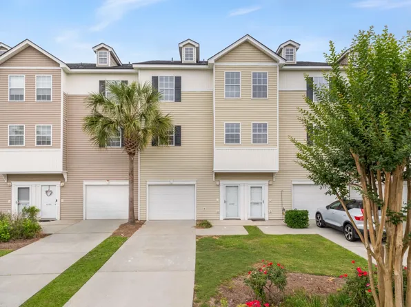 4492 Great Oak Dr #1, North Charleston, SC 29418