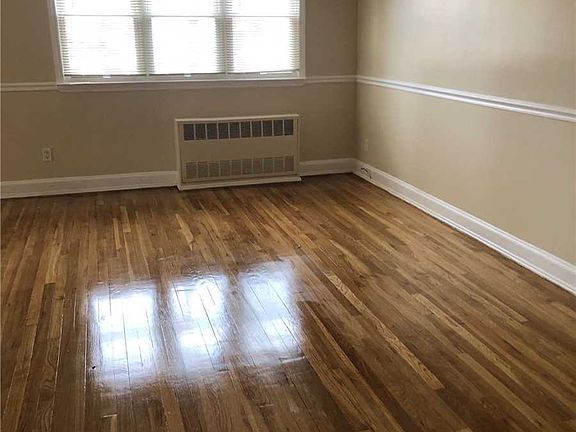 5th image of 26611 E Williston Ave