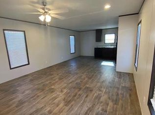 415 10th St, Ogden, KS 66517