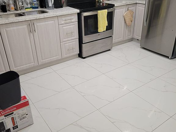 5th image of 47 McCowan Rd #Basement