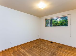 7237 SE 27th St, Mercer Island, WA 98040