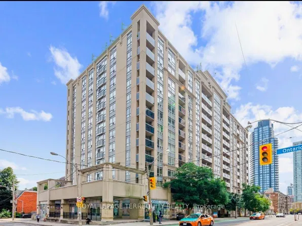 225 Wellesley St E #407, Toronto, ON M4X 1X8