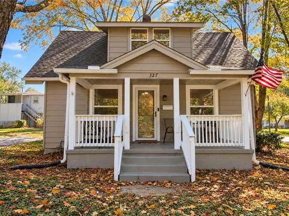 327 W Southside Blvd, Independence, MO 64055