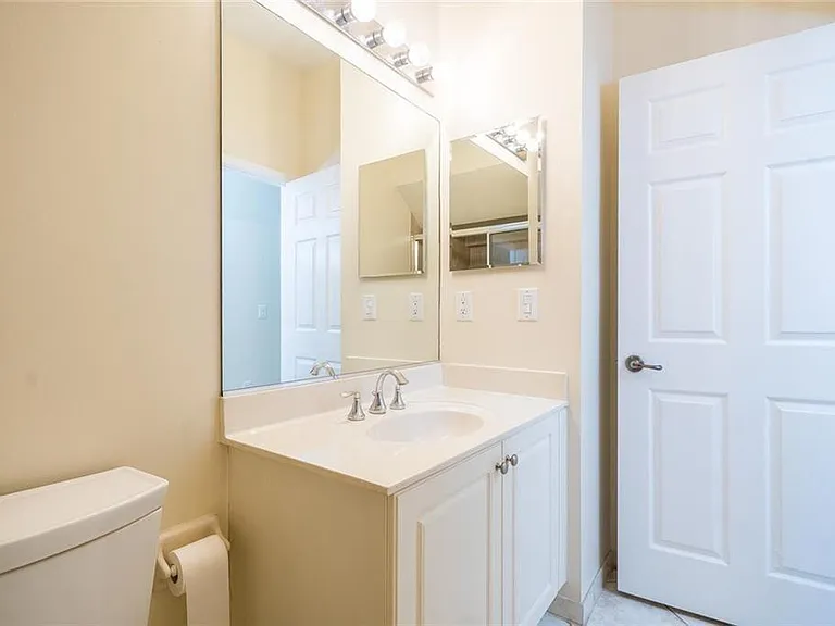 10941 Bitternut Hickory Ln — Photo 16