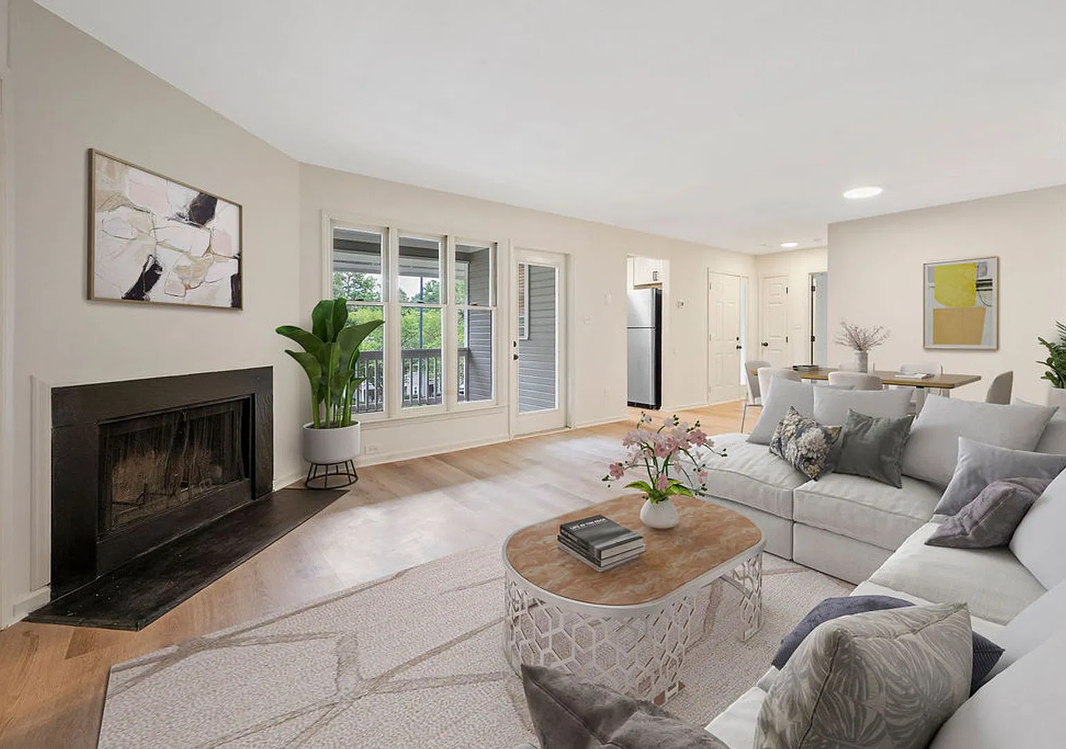 Fully Renovated Condo in Heart of Raleigh near Rex Hospital & NC State University — Photo 1