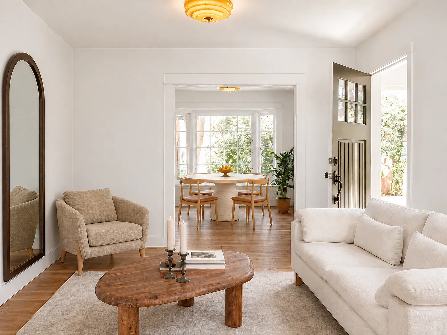 2 bed, 1004 sqft, $5,800 — Photo 3