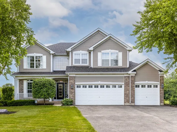 13205 W Hidden Springs Trl, Wadsworth, IL 60083