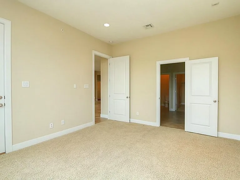 17040 W FM 1097 Rd #6204 — Photo 9