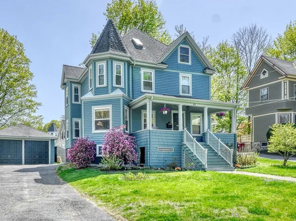 42 North Ave, Melrose, MA 02176