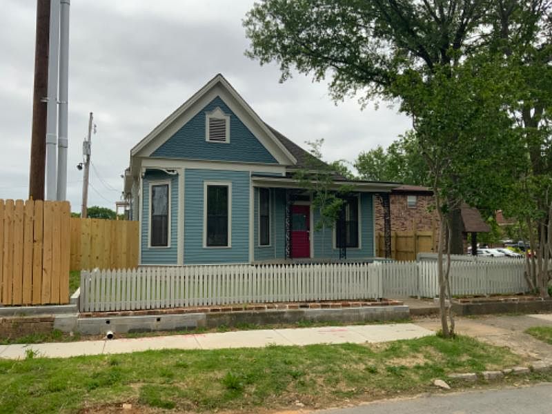 1st image of 923 McMath Ave #1
