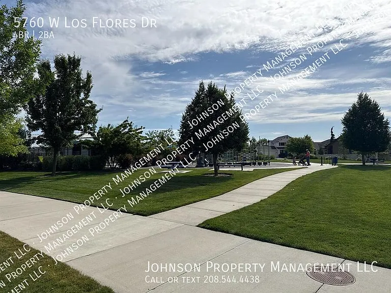 5760 W Los Flores Dr — Photo 4