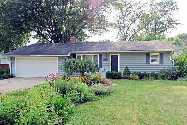 1st image of 8920 Meadow Ln