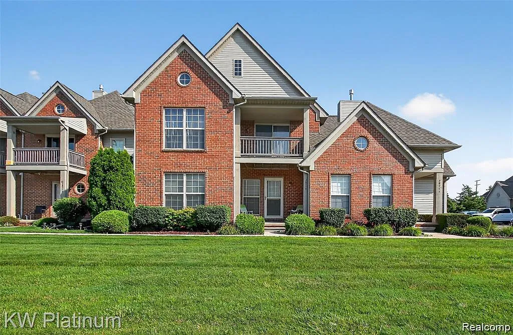 28715 Portsmouth Ct photo 1