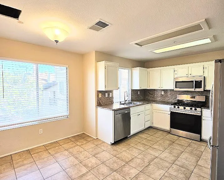 10304 Wateridge Cir #259 — Photo 11