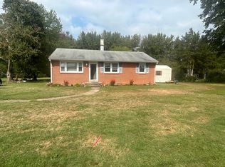 21500 Genito Rd, Moseley, VA 23120