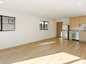 2923 Marsh St, Los Angeles, CA