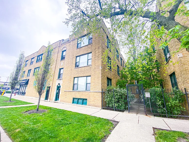 2750 N Kostner Ave #1 — Photo 1