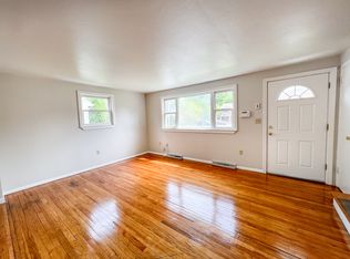 54 Vineland Ter, Hartford, CT 06112