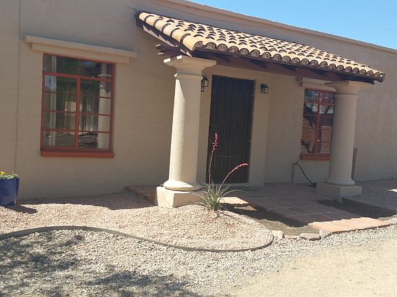 Front of Building. This is a duplex.
