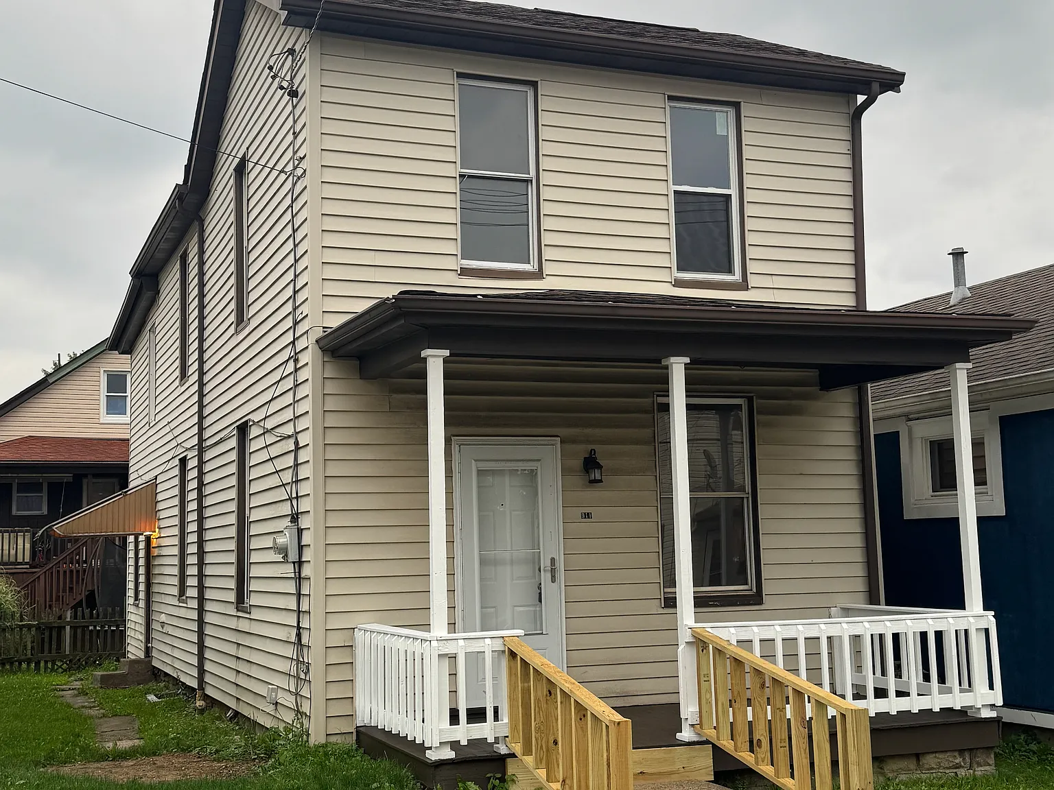 3 bed, 1472 sqft, $1,350 — Photo 1