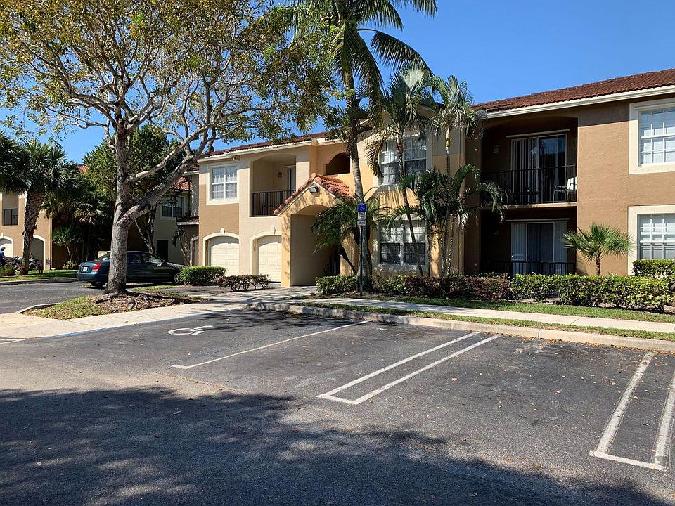 1st image of 15045 Michelangelo Blvd APT 202
