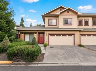 1792 SE Hill Park Pl, Grants Pass, OR 97526