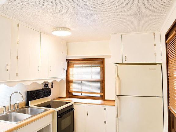 5th image of 1245 Massieville Rd