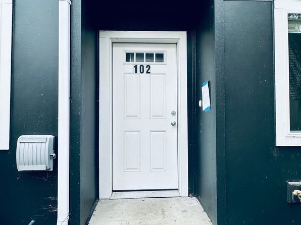 2603 SW Pickford St UNIT 102