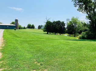 3216 Bloomfield Rd, Taylorsville, KY 40071